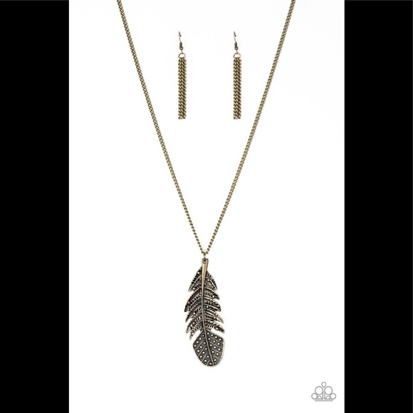 ✨3 for $10✨ Brass feather necklace